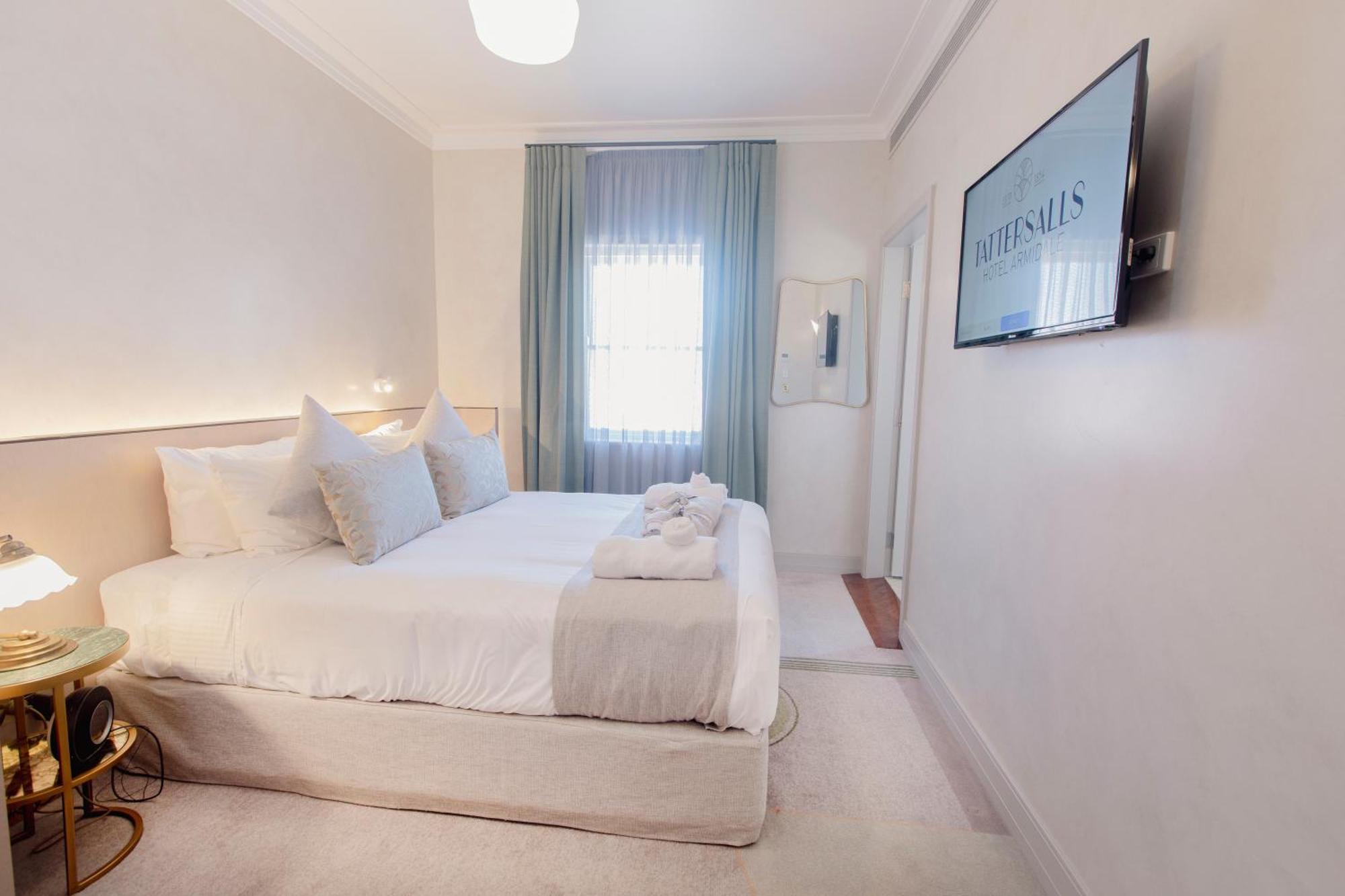 Tattersalls Hotel آرميدال المظهر الخارجي الصورة