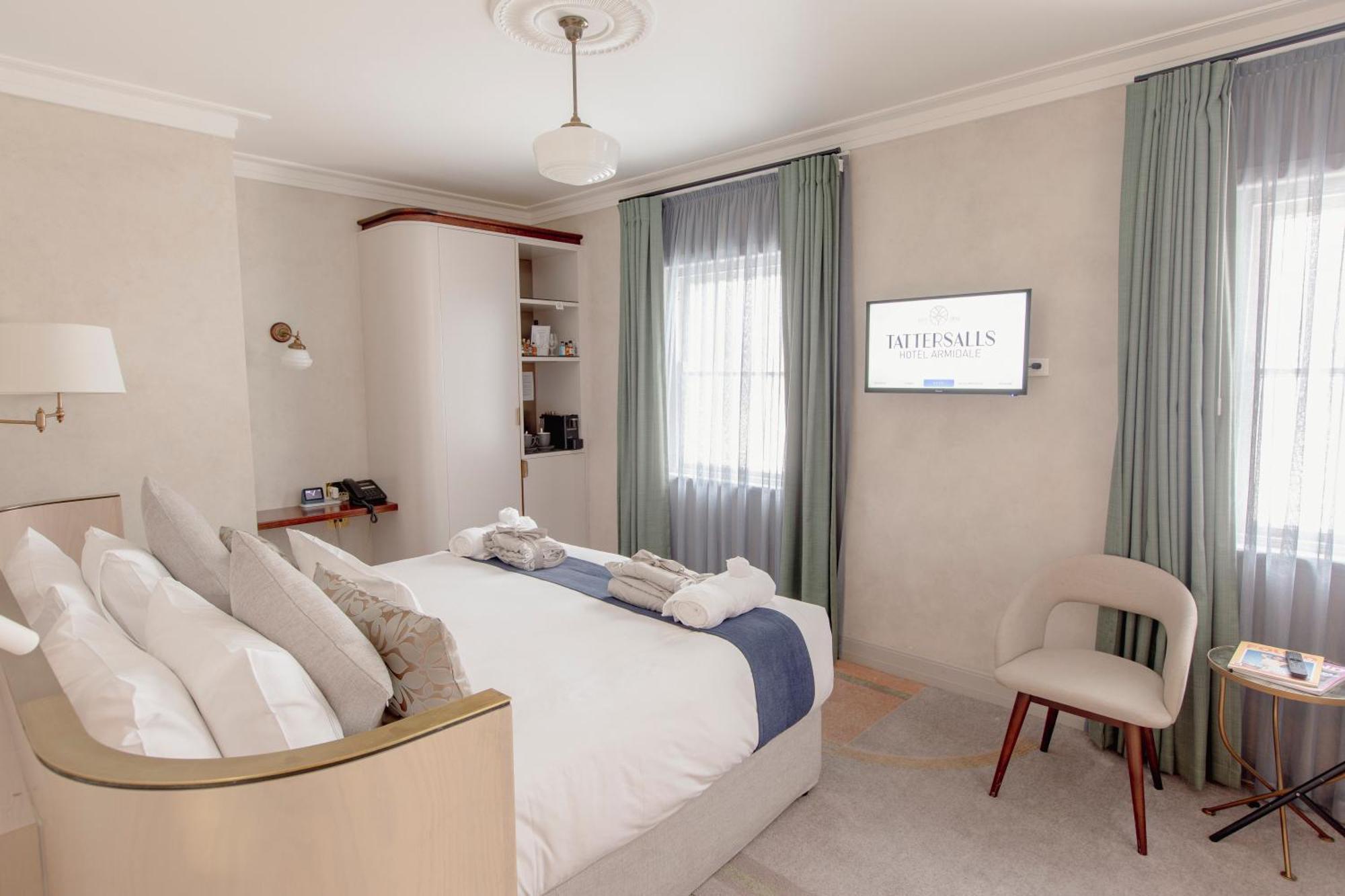Tattersalls Hotel آرميدال المظهر الخارجي الصورة
